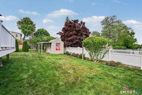 845 Knapps Highway Fairfield CT 06824