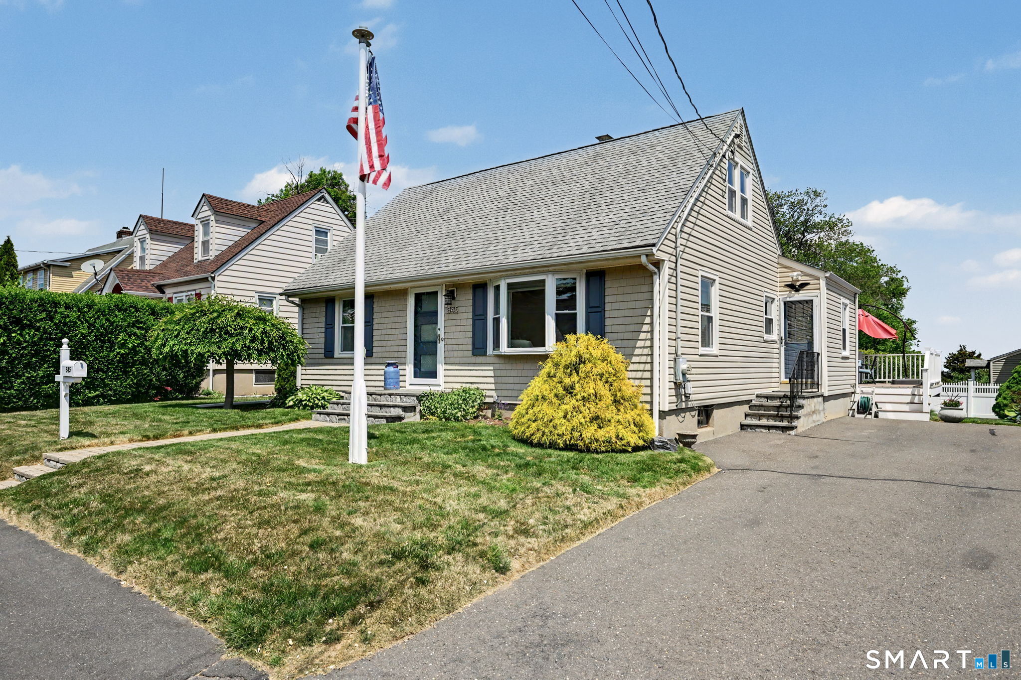 845 Knapps Highway Fairfield CT 06824