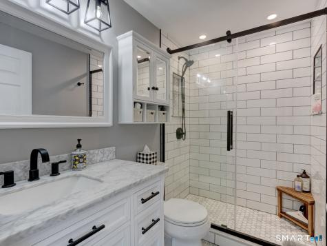 39 Freedom Drive Canton CT 06019