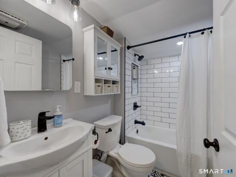 39 Freedom Drive Canton CT 06019