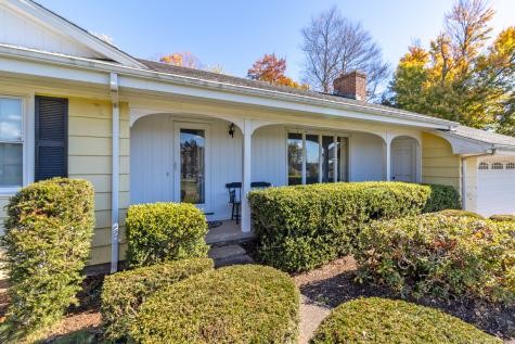 4 Stoner Terrace Portland CT 06480