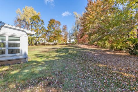 4 Stoner Terrace Portland CT 06480