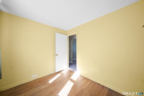 17 Edward Street Enfield CT 06082