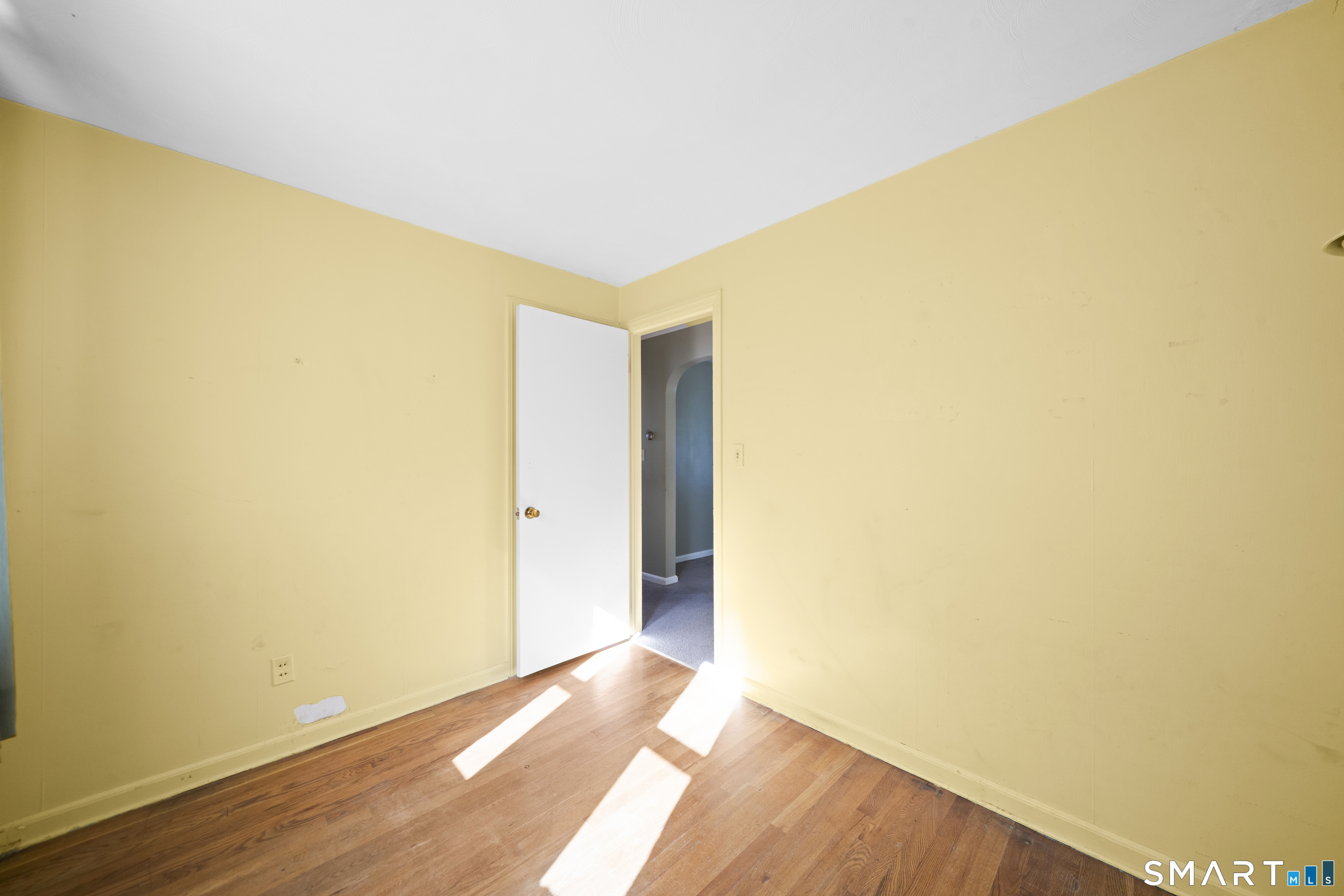 17 Edward Street Enfield CT 06082