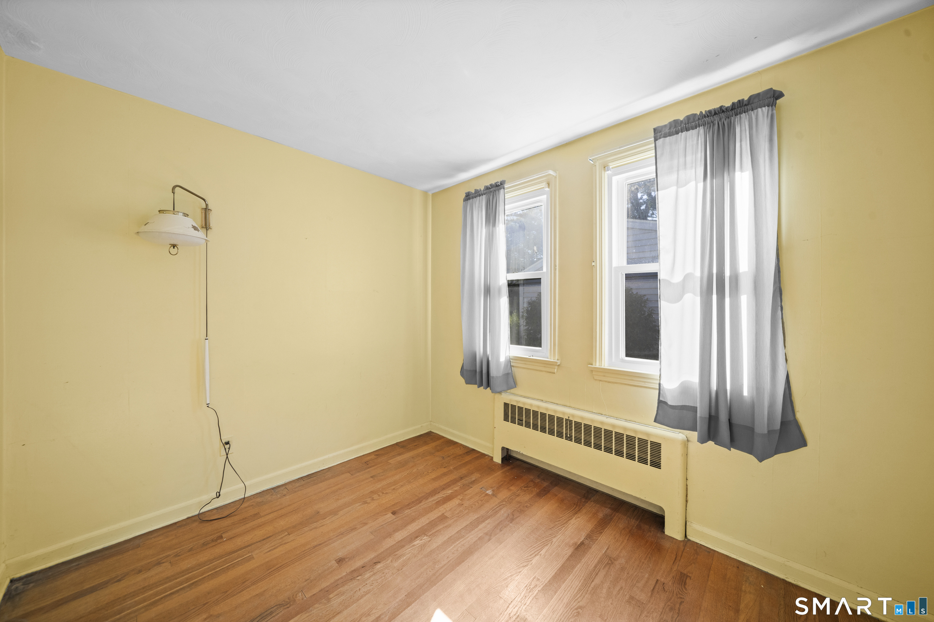 17 Edward Street Enfield CT 06082