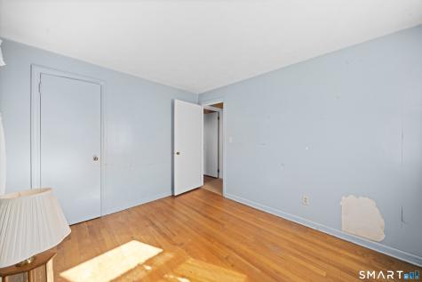 17 Edward Street Enfield CT 06082