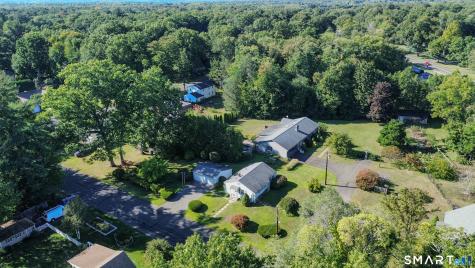 17 Edward Street Enfield CT 06082