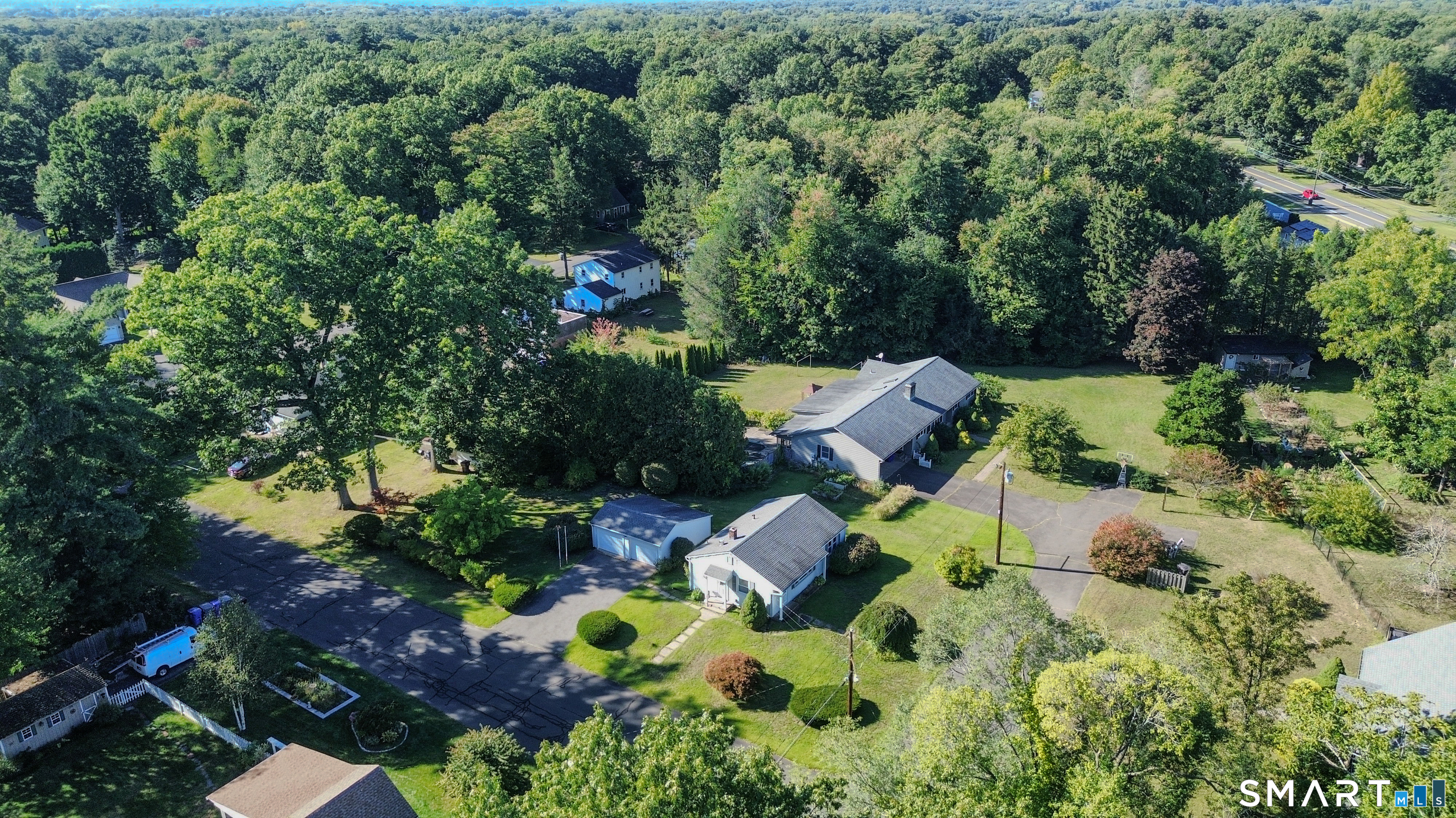 17 Edward Street Enfield CT 06082