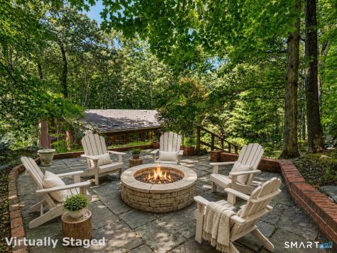 70 Arrow Head Drive Stamford CT 06903