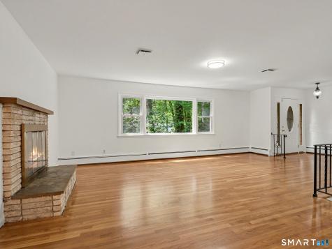 70 Arrow Head Drive Stamford CT 06903