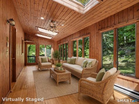 70 Arrow Head Drive Stamford CT 06903