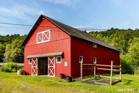 104 Cherniske Road New Milford CT 06776