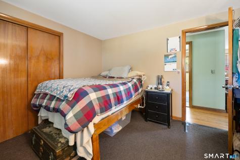 186 Schaffer Road Bethany CT 06524