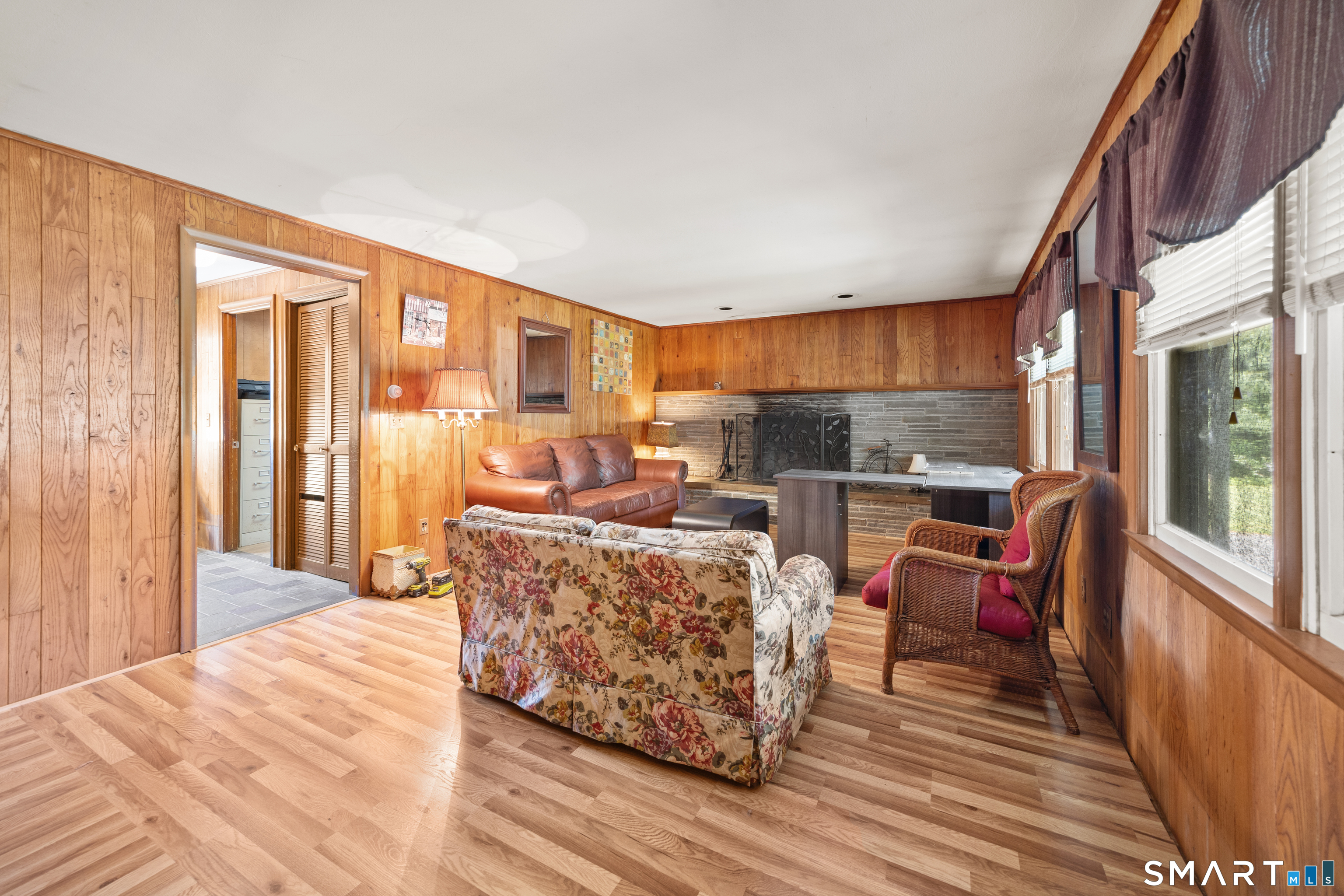 186 Schaffer Road Bethany CT 06524