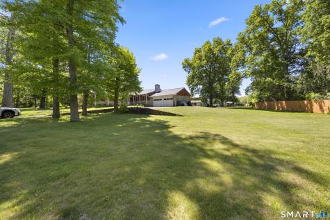 186 Schaffer Road Bethany CT 06524