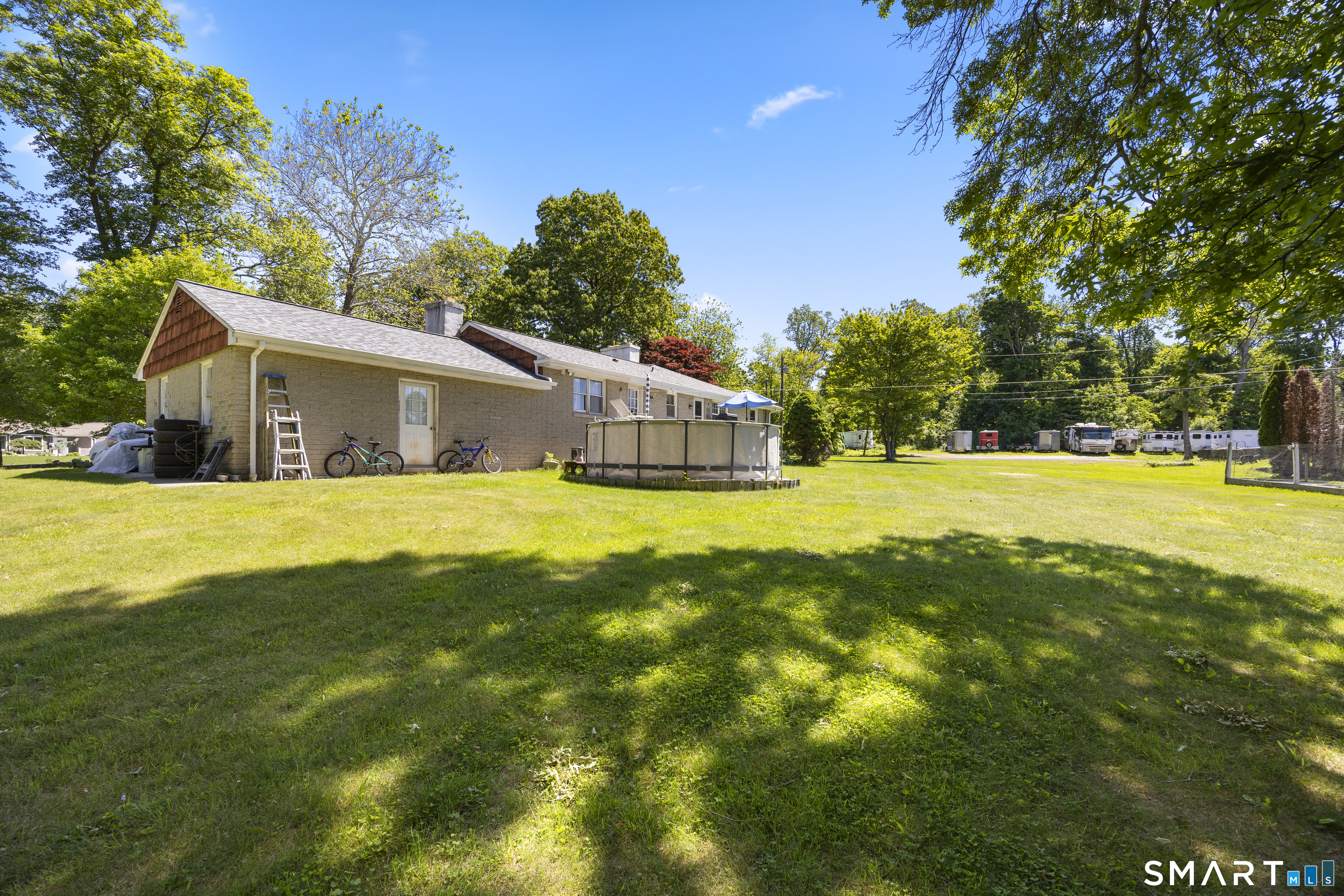 186 Schaffer Road Bethany CT 06524