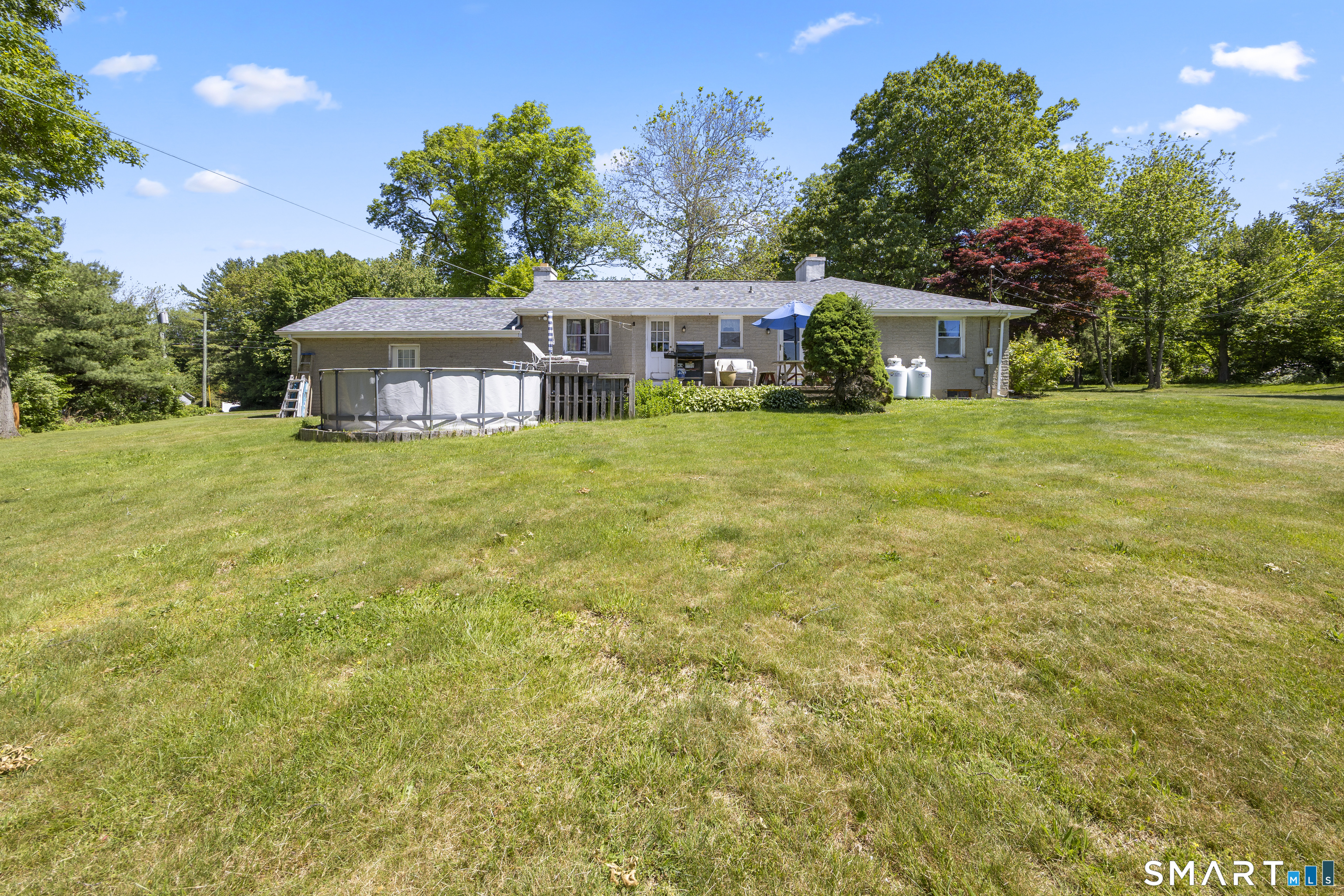 186 Schaffer Road Bethany CT 06524
