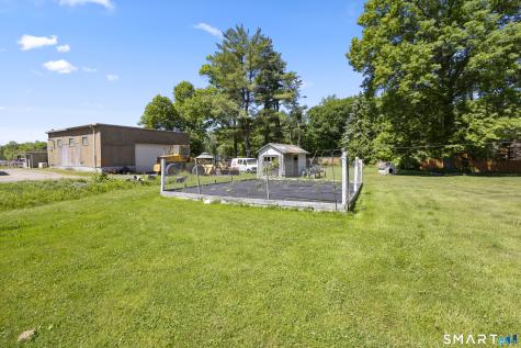 186 Schaffer Road Bethany CT 06524