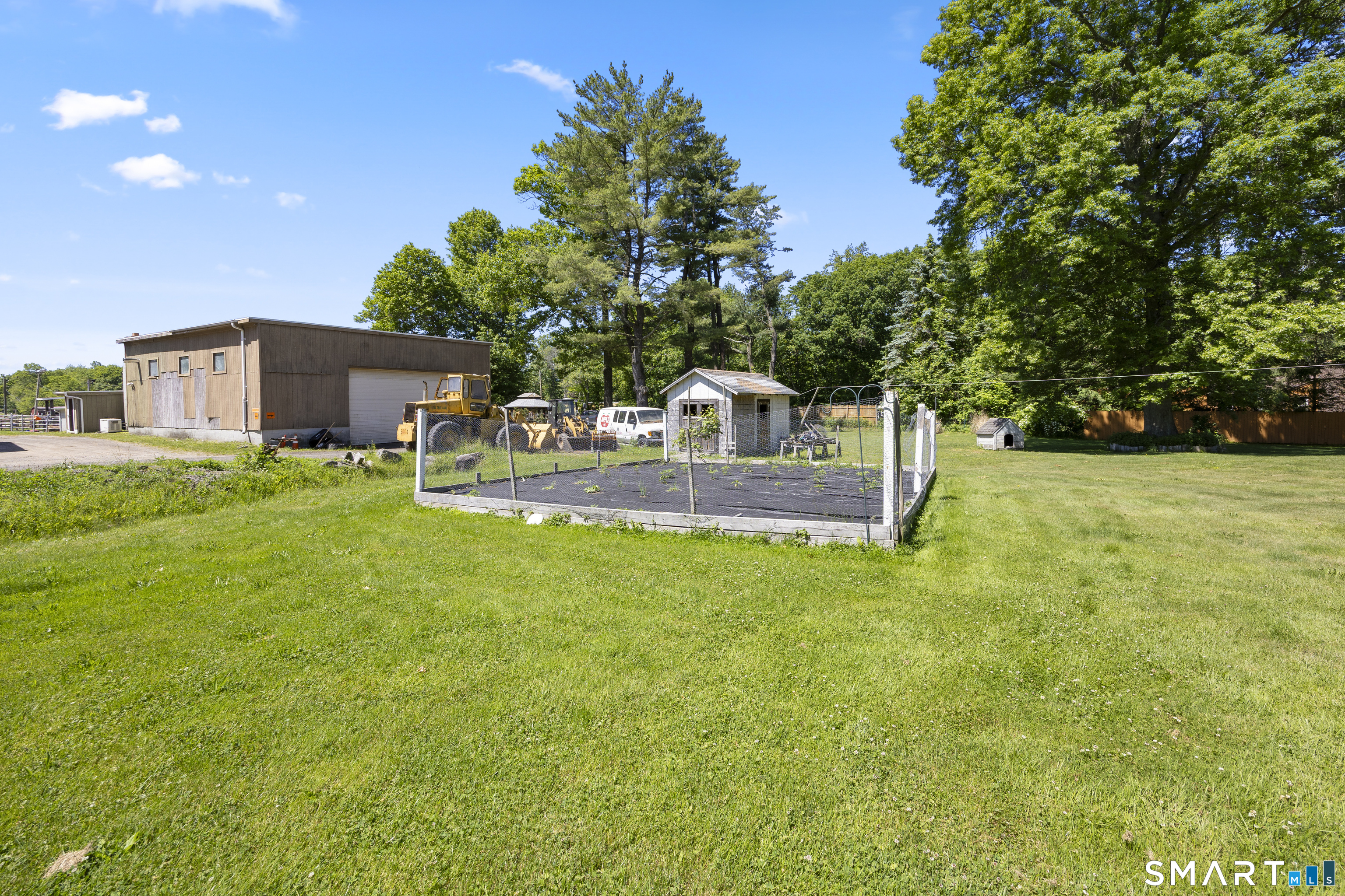 186 Schaffer Road Bethany CT 06524