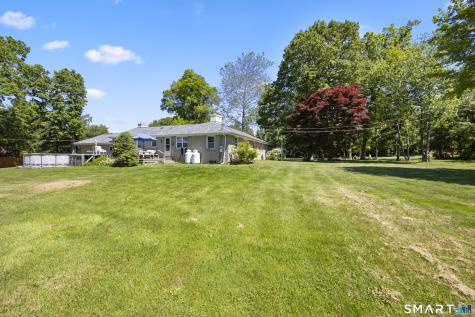 186 Schaffer Road Bethany CT 06524