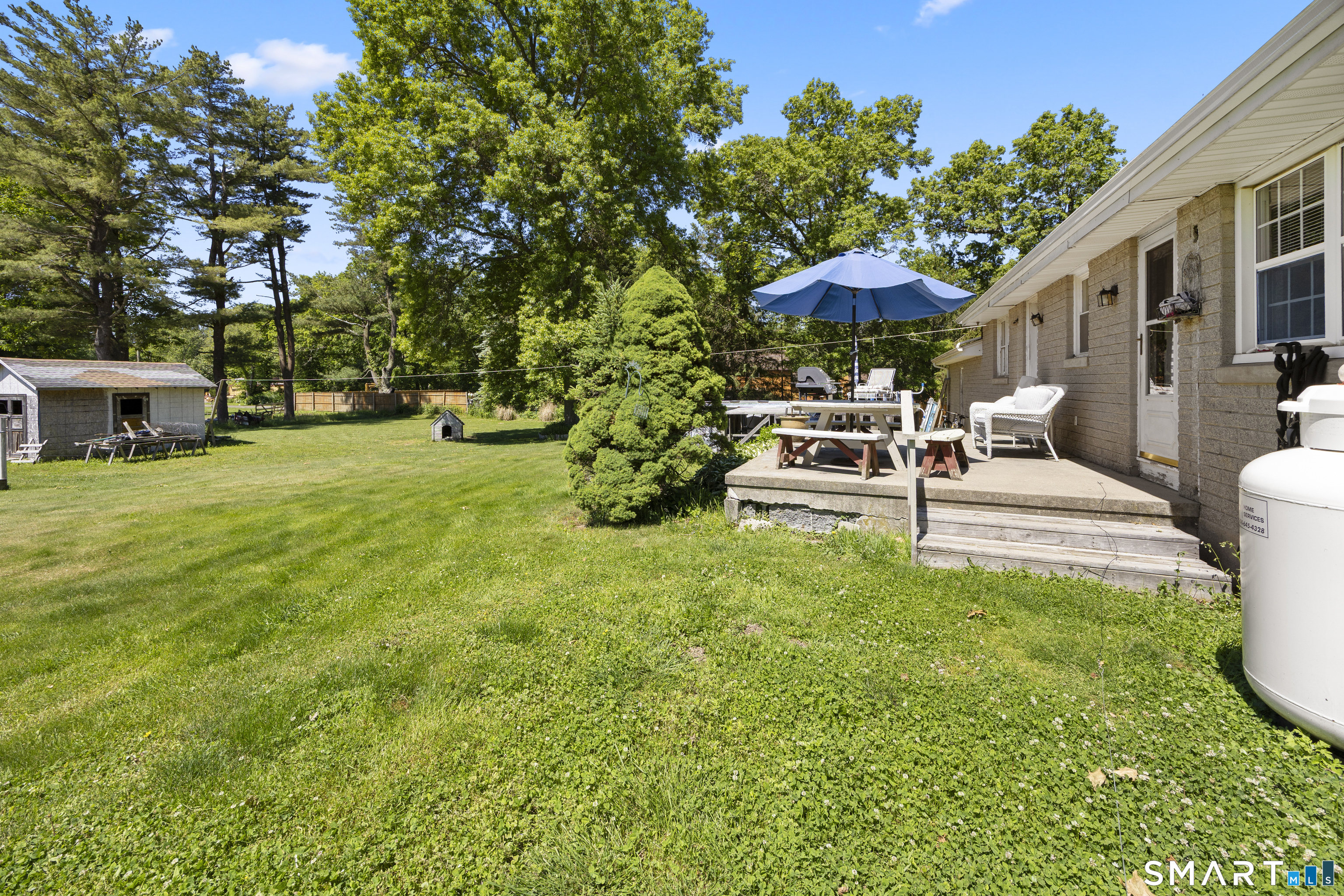 186 Schaffer Road Bethany CT 06524