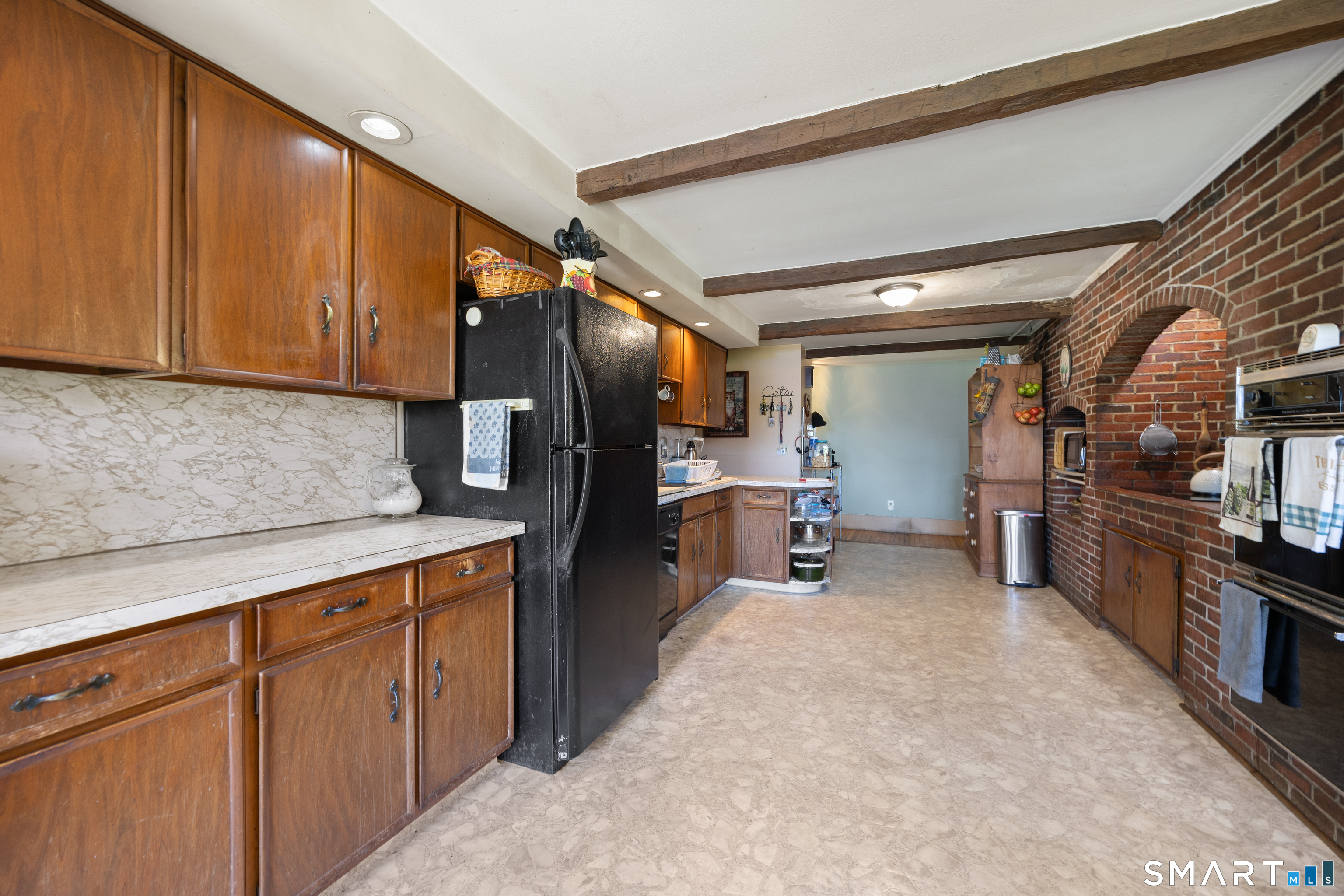 186 Schaffer Road Bethany CT 06524