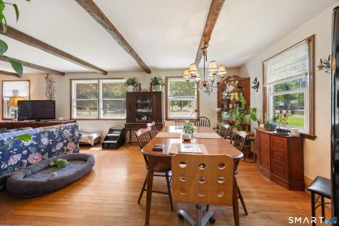 186 Schaffer Road Bethany CT 06524