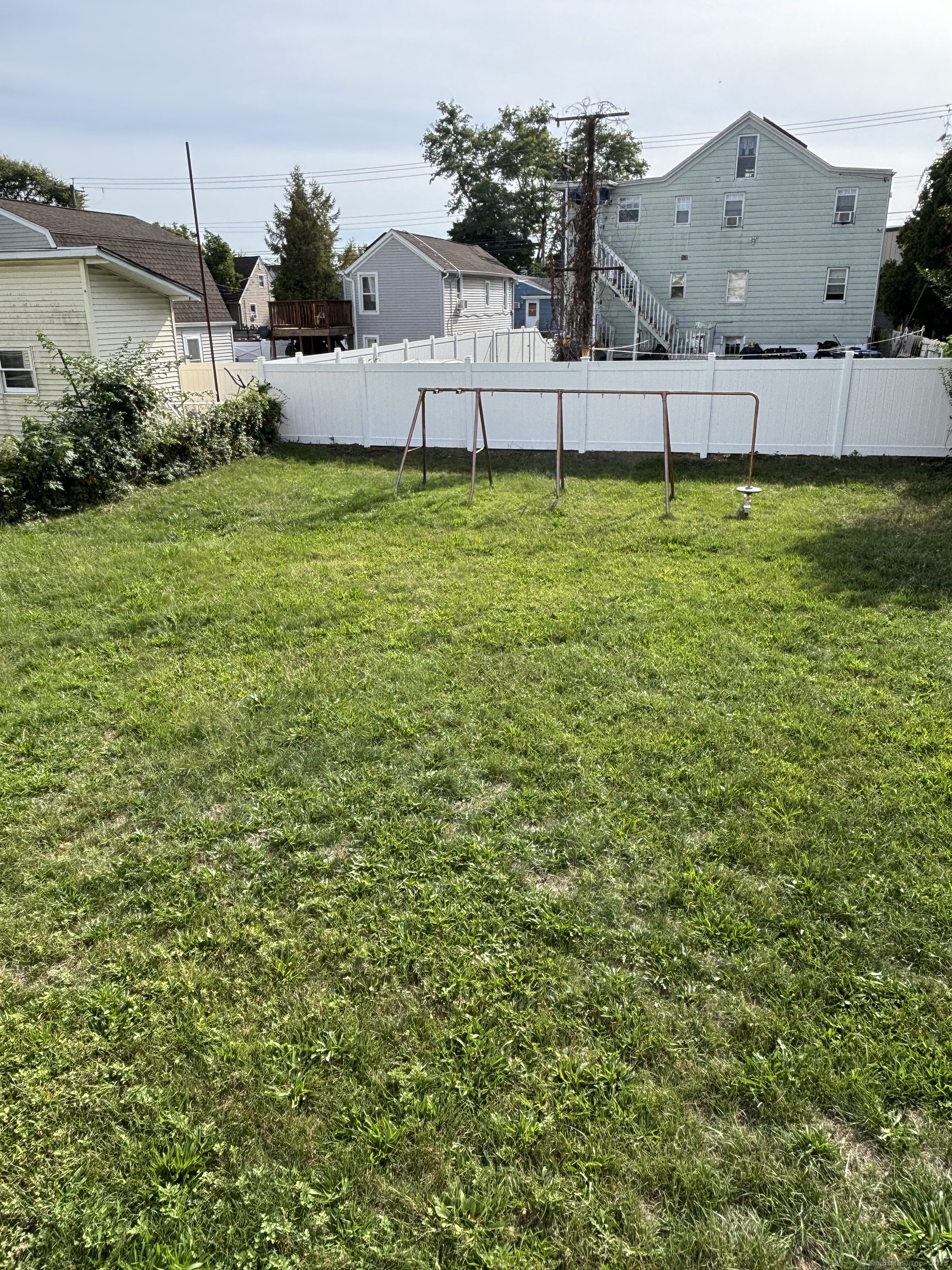 15 Harding Avenue Stratford CT 06615