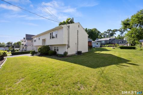 39 Munson Avenue Waterbury CT 06705