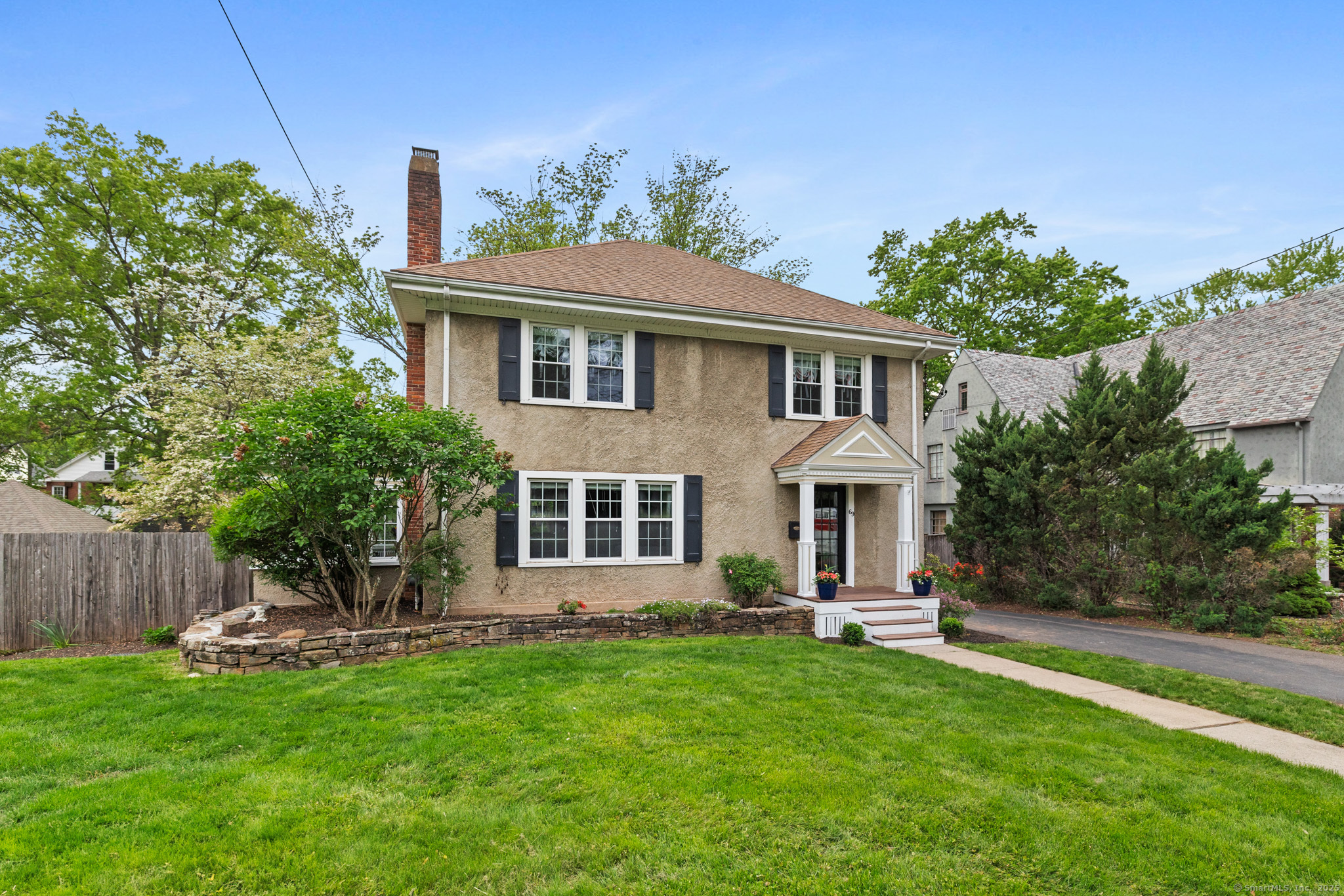 69 Auburn Road West Hartford CT 06119