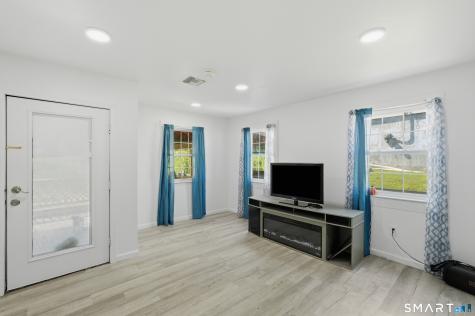 178 New Hanover Avenue Meriden CT 06451
