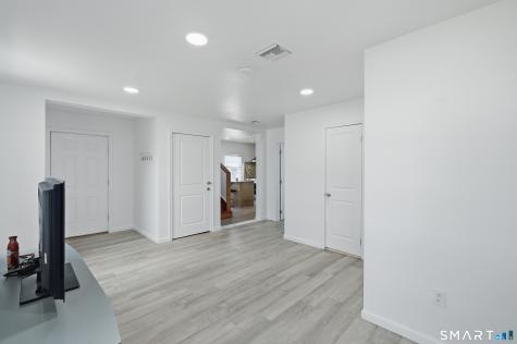178 New Hanover Avenue Meriden CT 06451