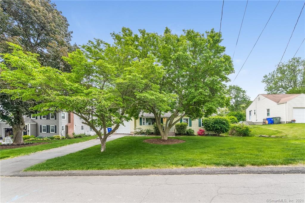 23 Rockledge Drive West Hartford CT 06107