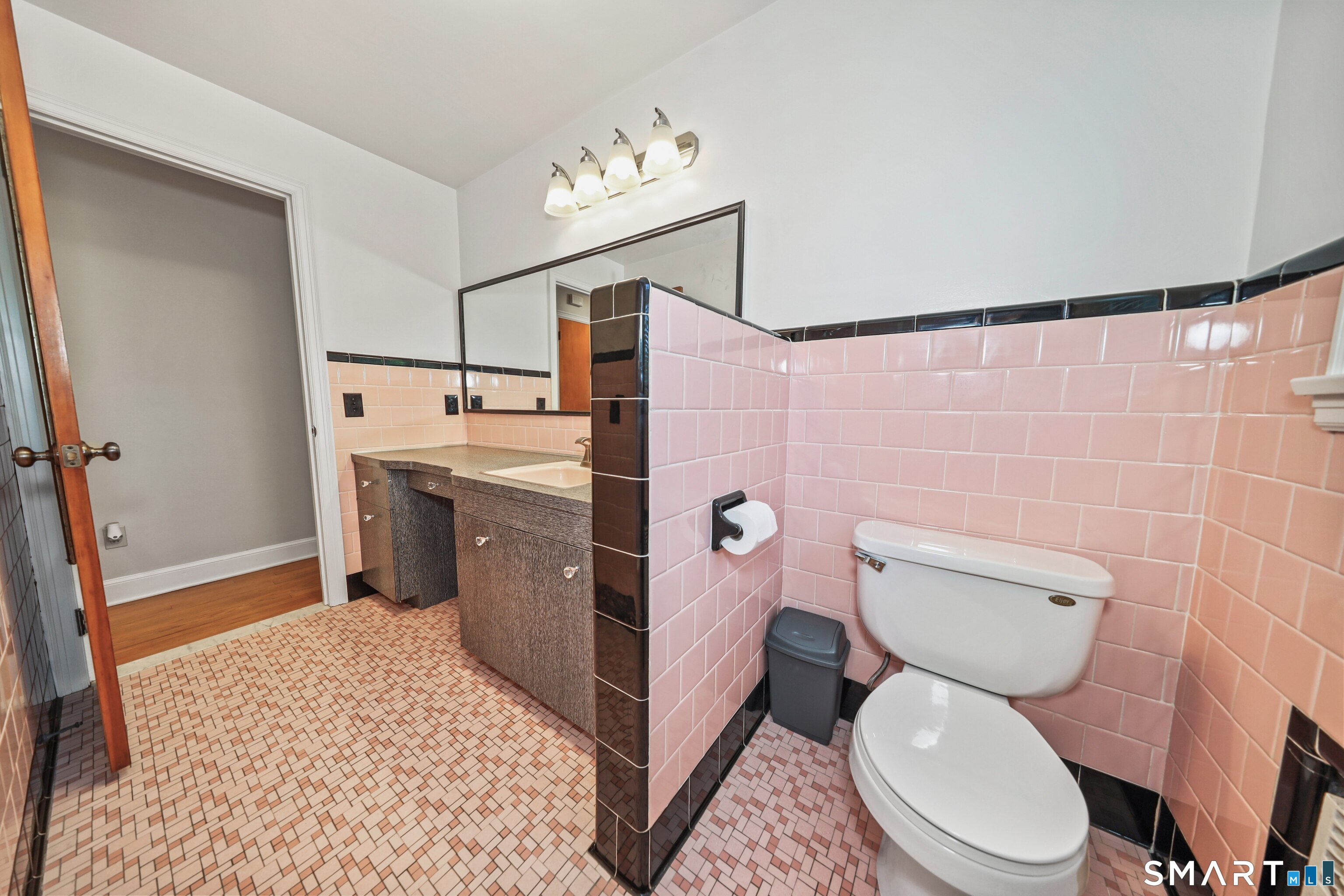 189 Fiske Street Waterbury CT 06710