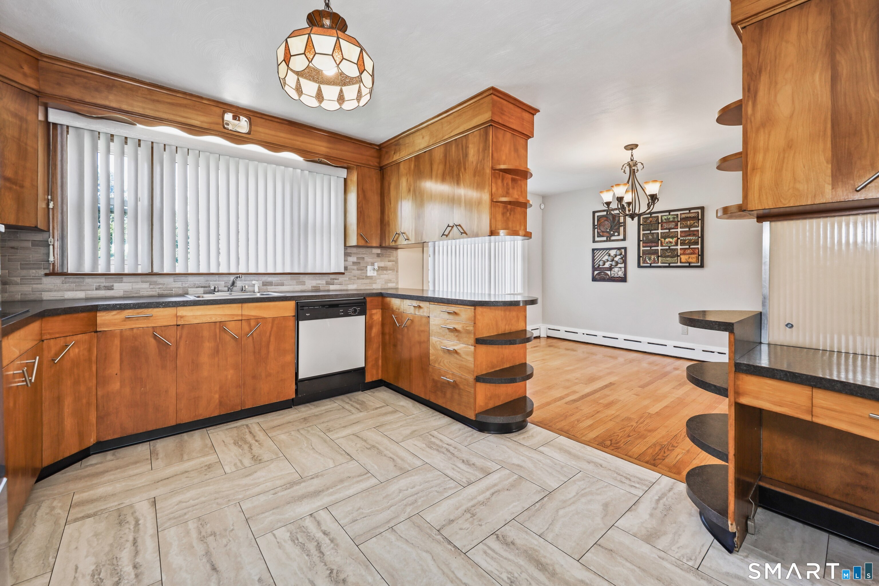 189 Fiske Street Waterbury CT 06710