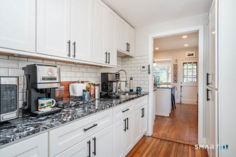 164 North Beacon Street Hartford CT 06105
