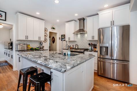 164 North Beacon Street Hartford CT 06105