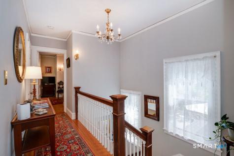 164 North Beacon Street Hartford CT 06105