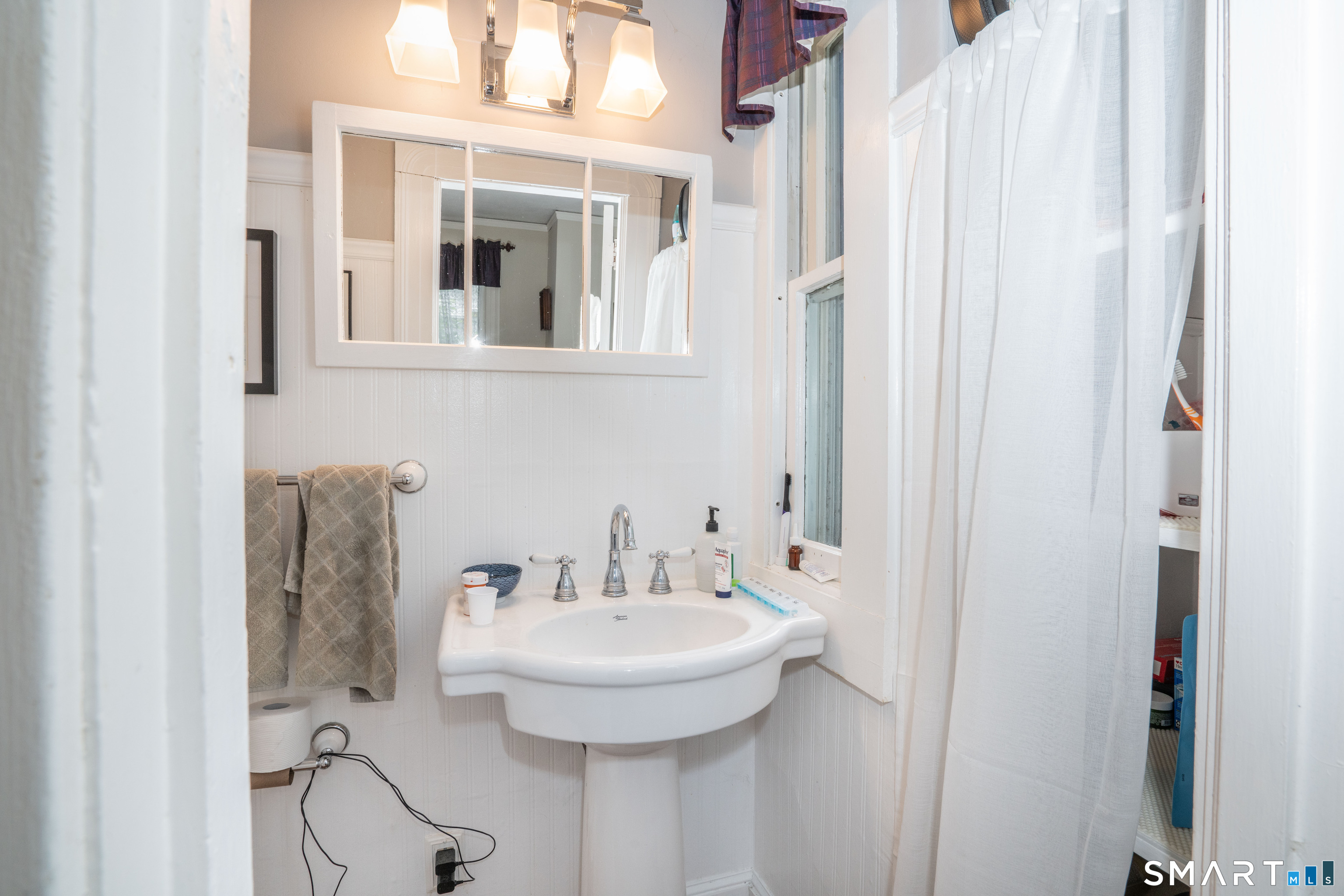 164 North Beacon Street Hartford CT 06105