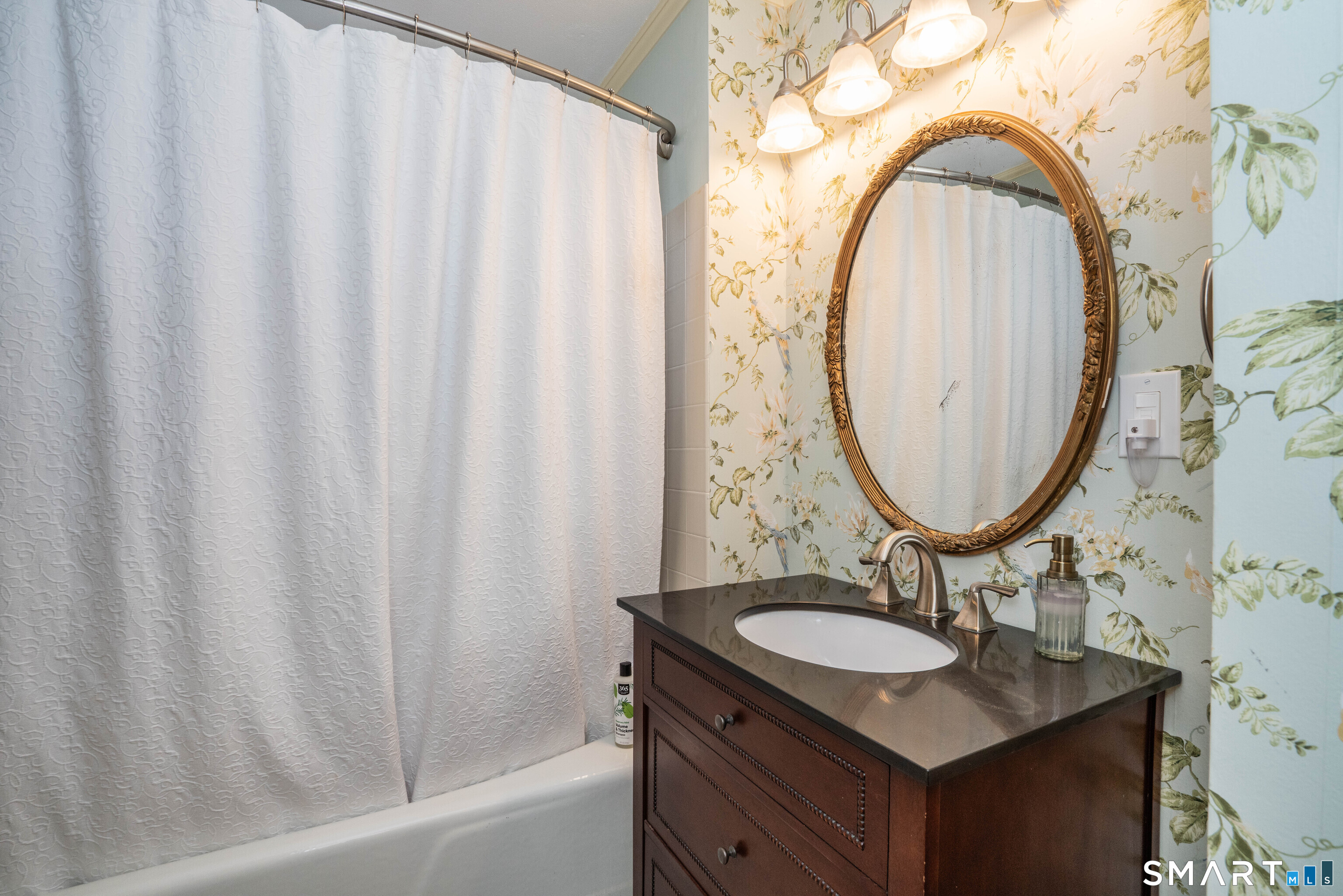 164 North Beacon Street Hartford CT 06105