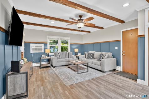 33 Brent Road Manchester CT 06042