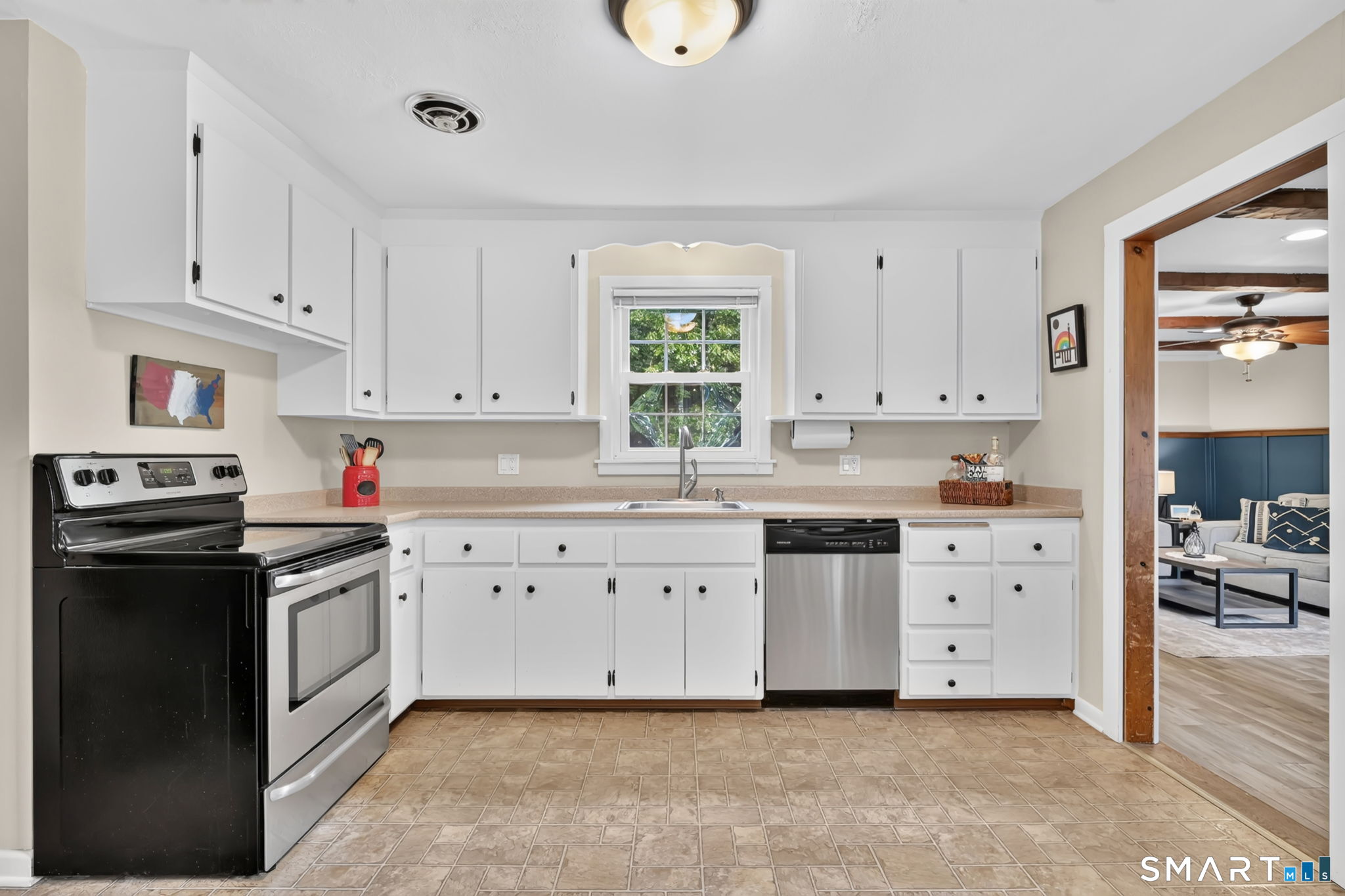 33 Brent Road Manchester CT 06042