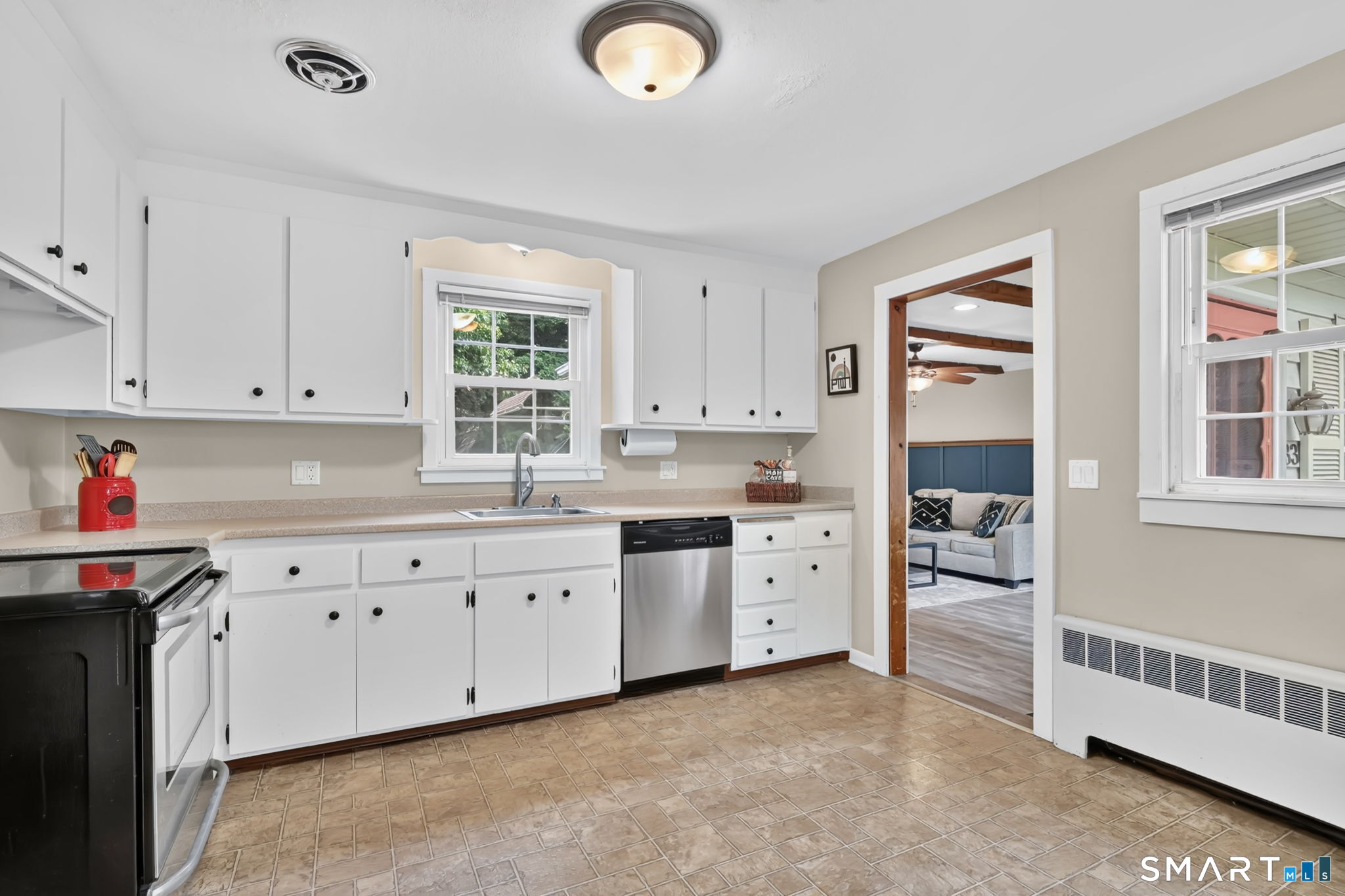 33 Brent Road Manchester CT 06042