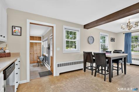 33 Brent Road Manchester CT 06042