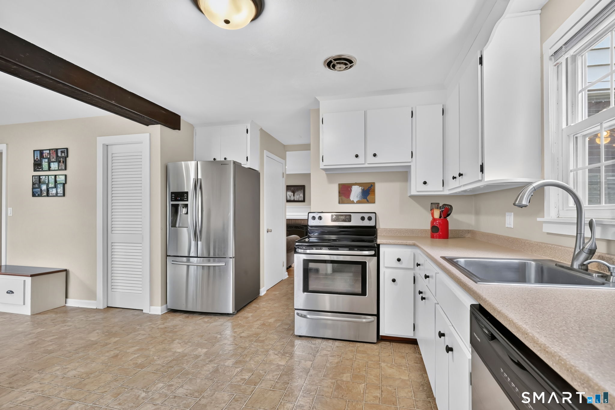 33 Brent Road Manchester CT 06042
