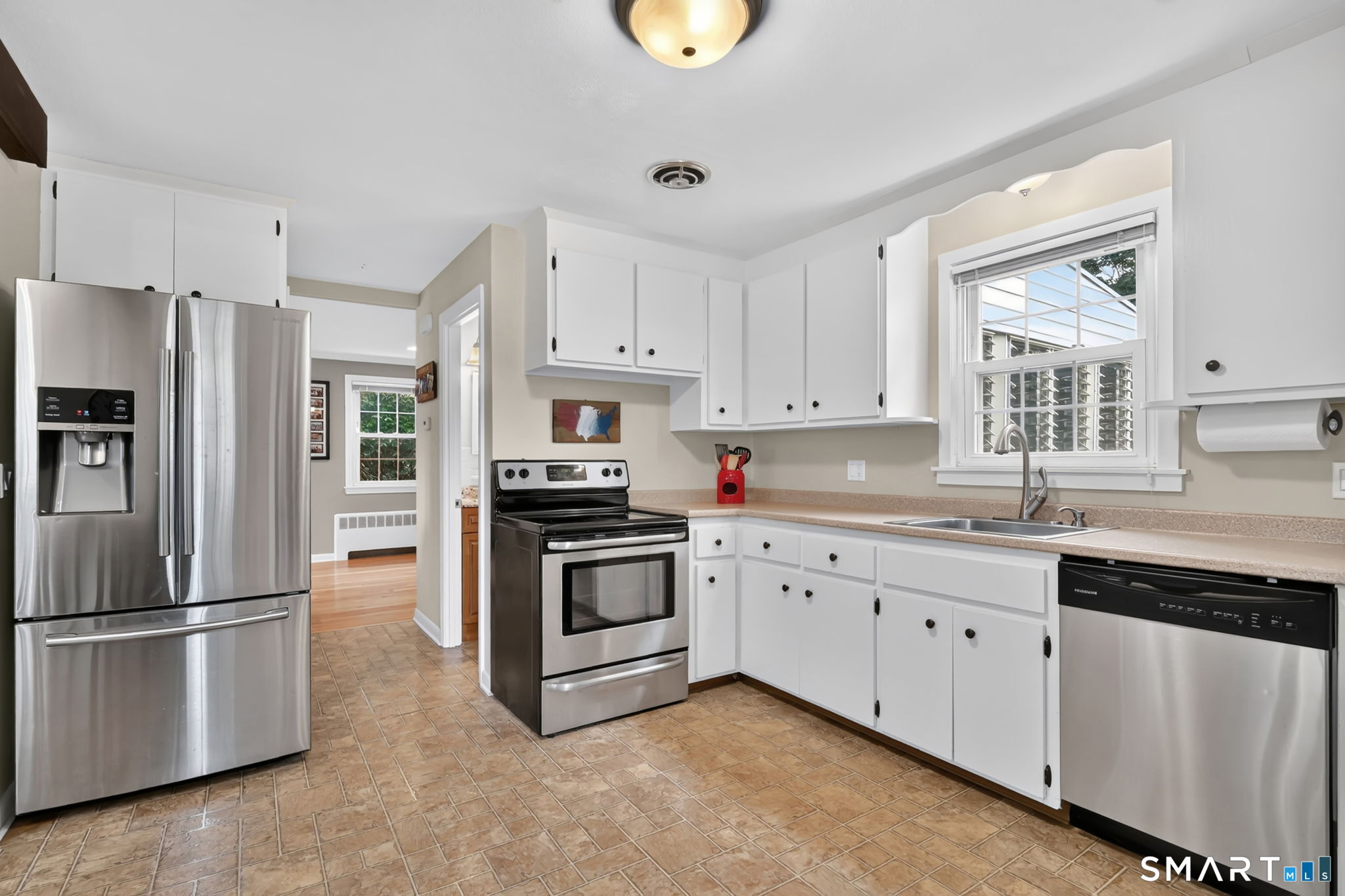 33 Brent Road Manchester CT 06042