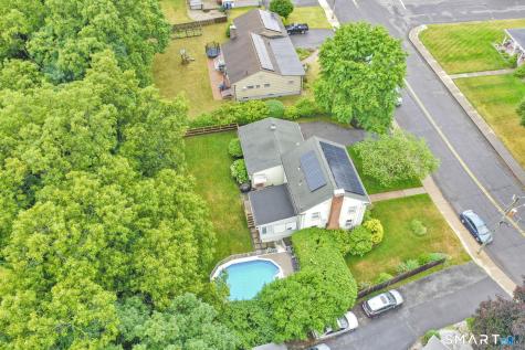 33 Brent Road Manchester CT 06042