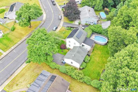 33 Brent Road Manchester CT 06042