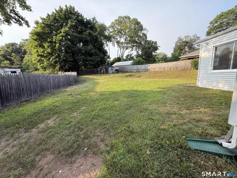 17 Navarro Road East Haven CT 06512