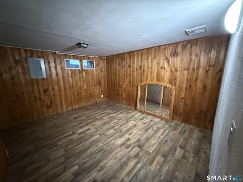 17 Navarro Road East Haven CT 06512